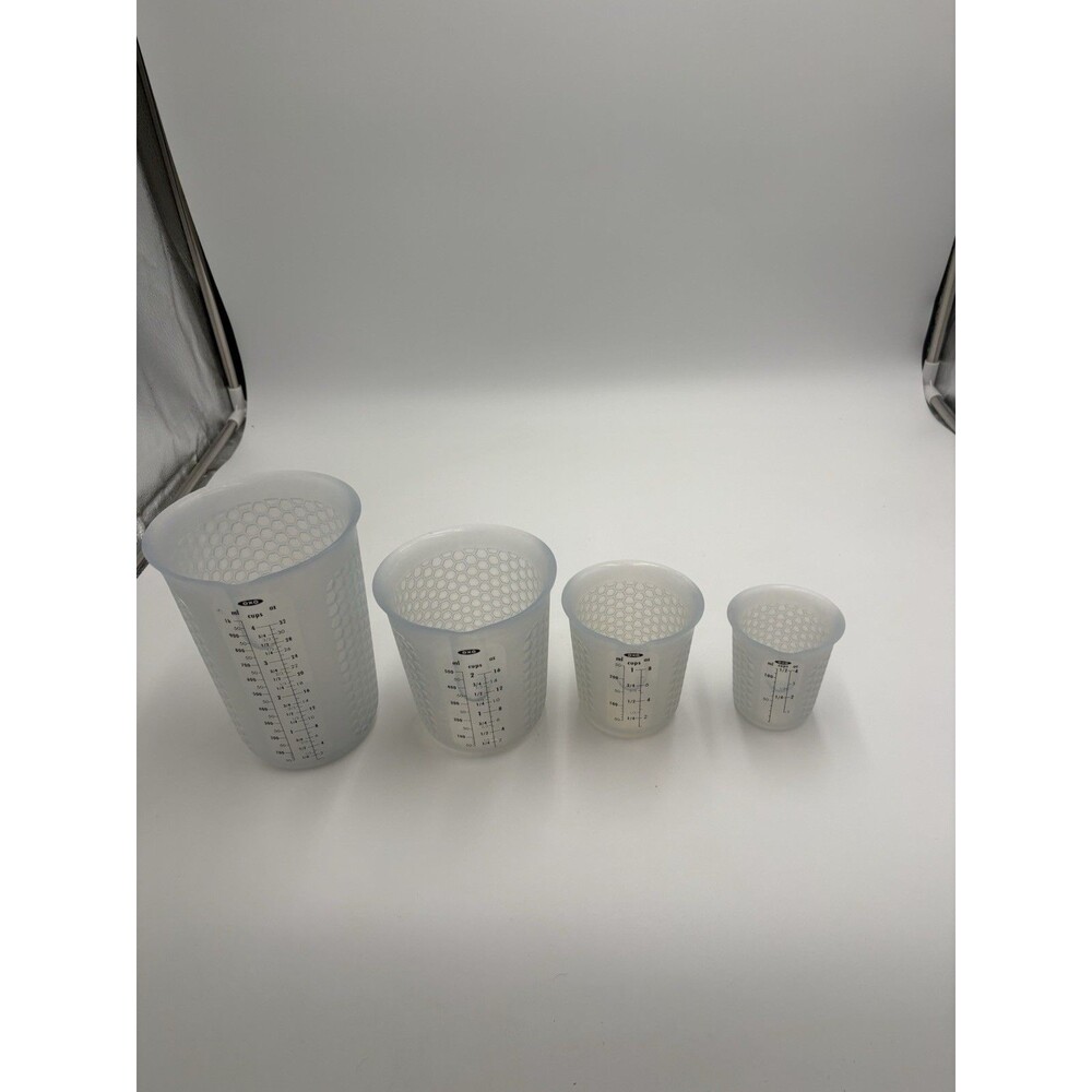 OXO good grips silicone measuring cups, squeeze & pour (set of 4) 4,2,1,1/2